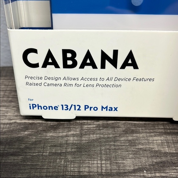 MVMT | “Cabana” IPhone & AirPods Case Set - Picture 2 of 6